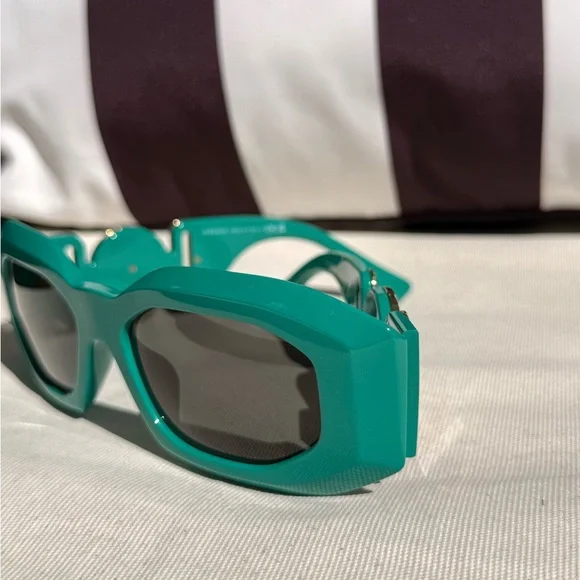 Versace Medusa Teal Sunglasses- Unisex & FABULOUS! Versace X47 Green & Blue Ombre Sunglasses With Etched Medusa  main image 3